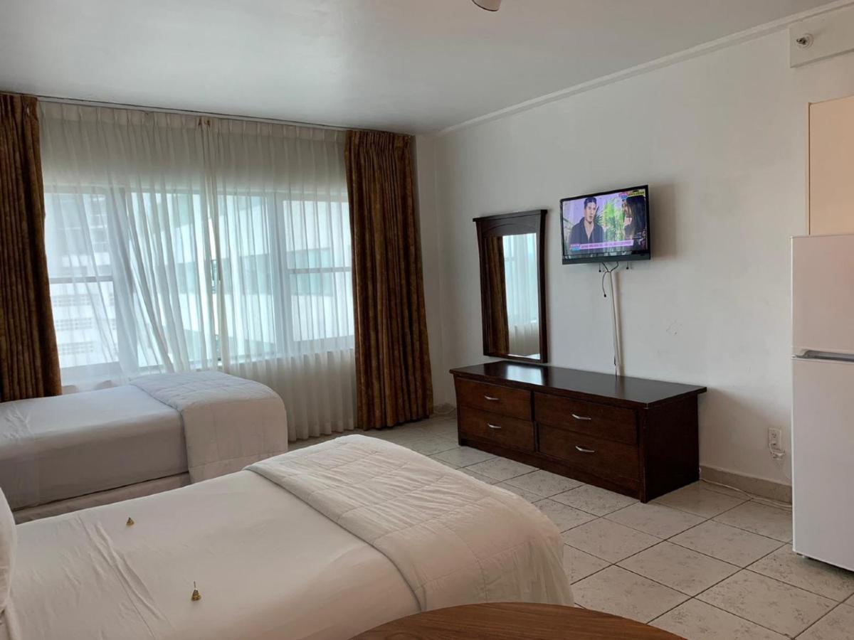 Beachfront Studios Casablanca Rentals ไมอามีบีช ภายนอก รูปภาพ